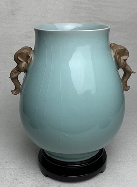 青瓷花瓶客厅象耳鼻耳瓶招财摆件