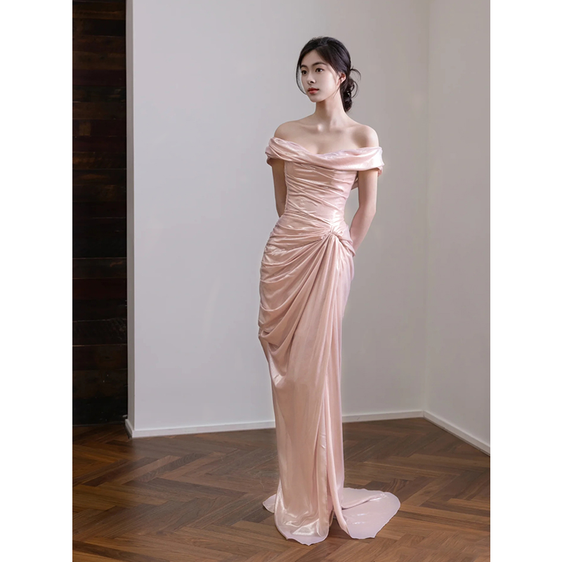 新娘一字肩高级感晚礼服生日宴会成人礼轻奢小众订婚结婚出门纱 - 图1