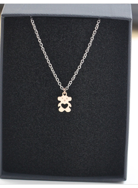 可爱小熊项链女ins小众设计高级感学生配饰锁骨链颈链2026新款潮