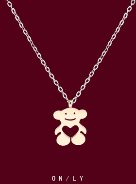 爱心小熊项链女款2026新爆款高级感锁骨颈链轻奢小众配饰生日礼物