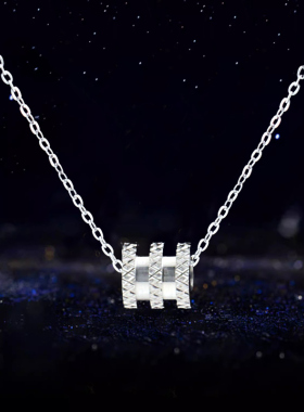 钛钢小蛮腰项链女锁骨链气质夏季轻奢小众级设计感精致颈链不掉色