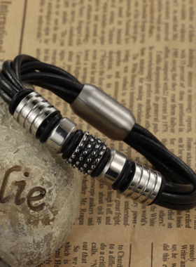 韩版男士百搭钛钢刻字配饰手链