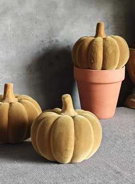 树脂植绒北欧风客厅气质款小摆件