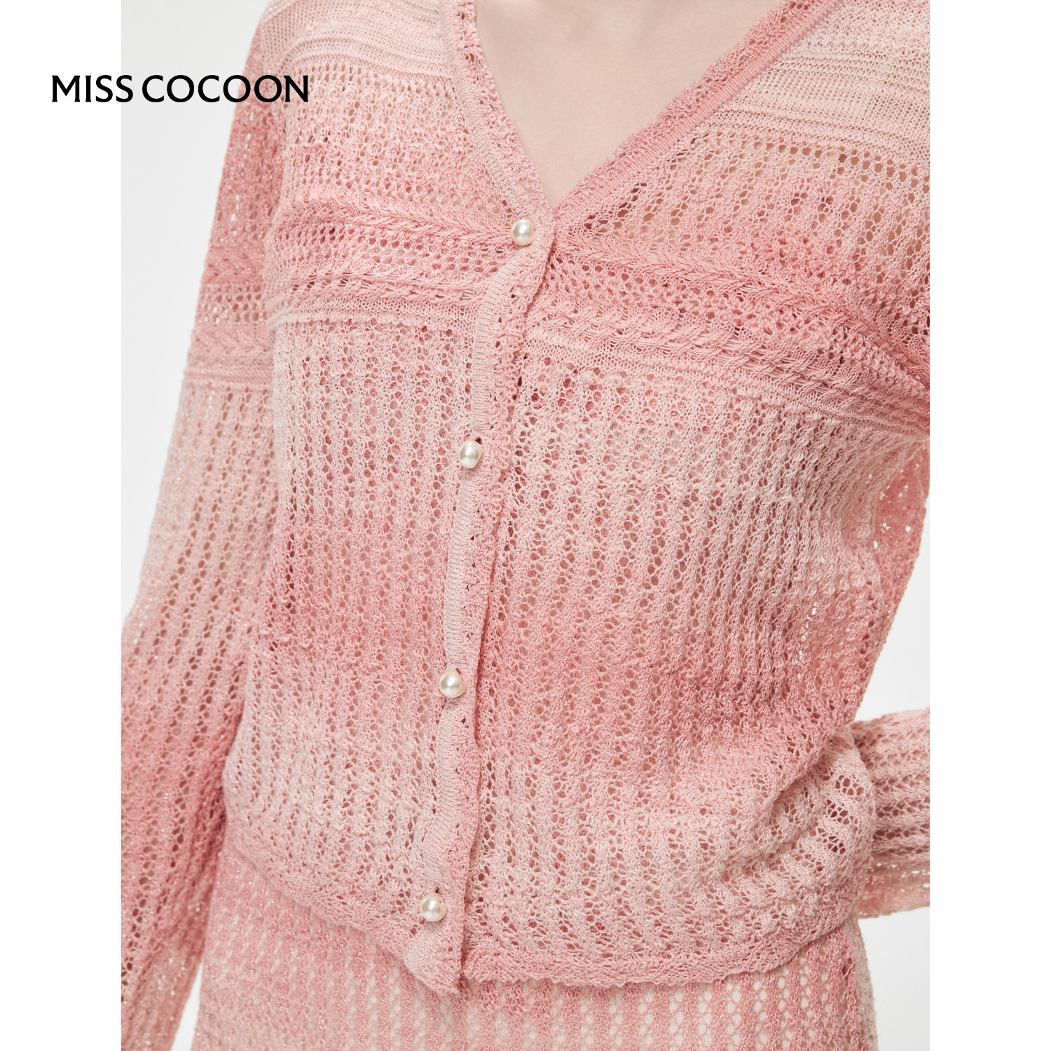 MISSCOCOON可可尼吊带连衣裙女2026春季新款粉白渐变色毛衫套装,淘宝优惠券,粉丝福利购,淘宝优惠卷