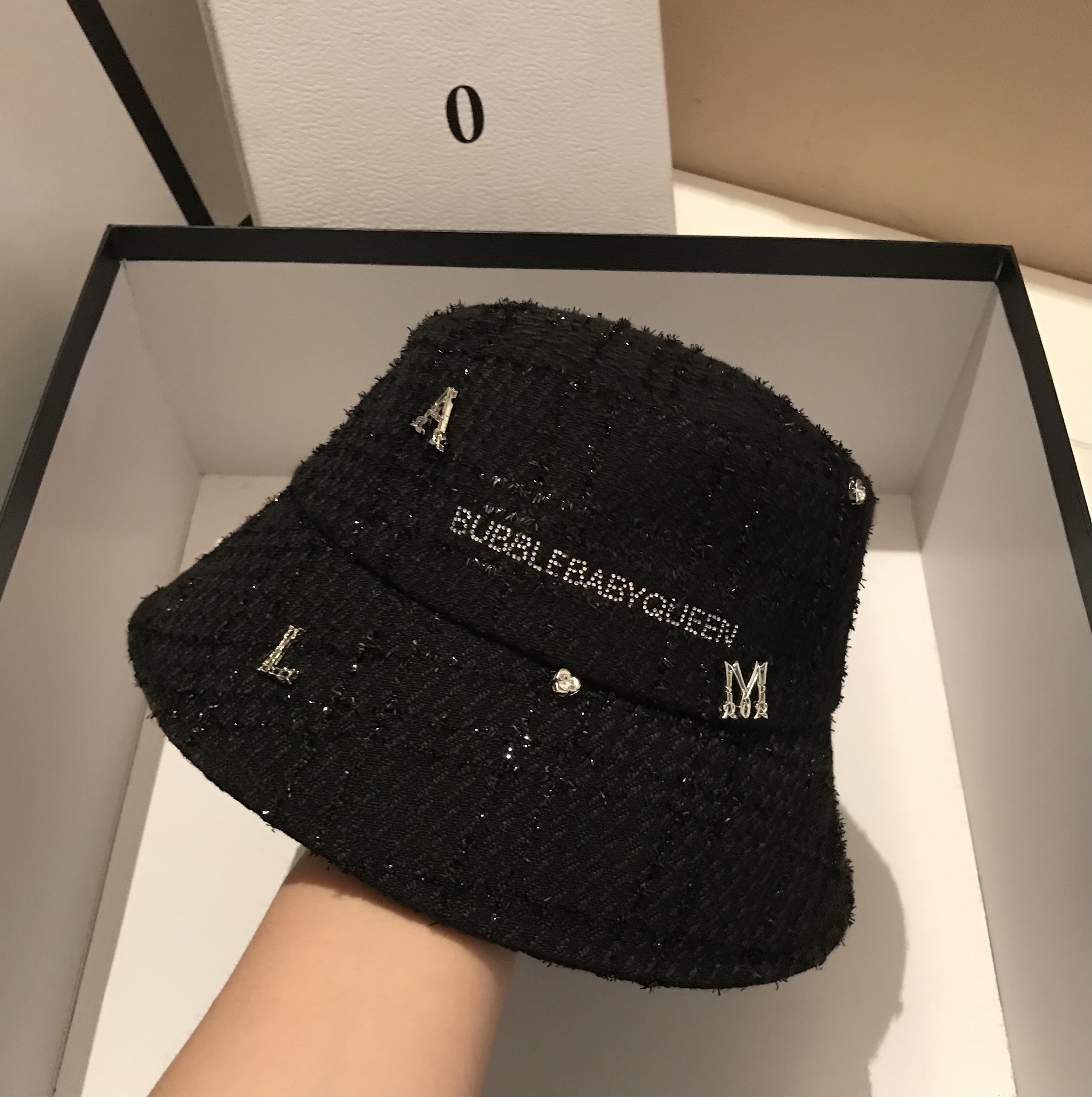 秋冬季黑色渔夫帽女韩版百搭粗花呢盆帽潮显脸小宽檐大头围帽子潮 - 图1