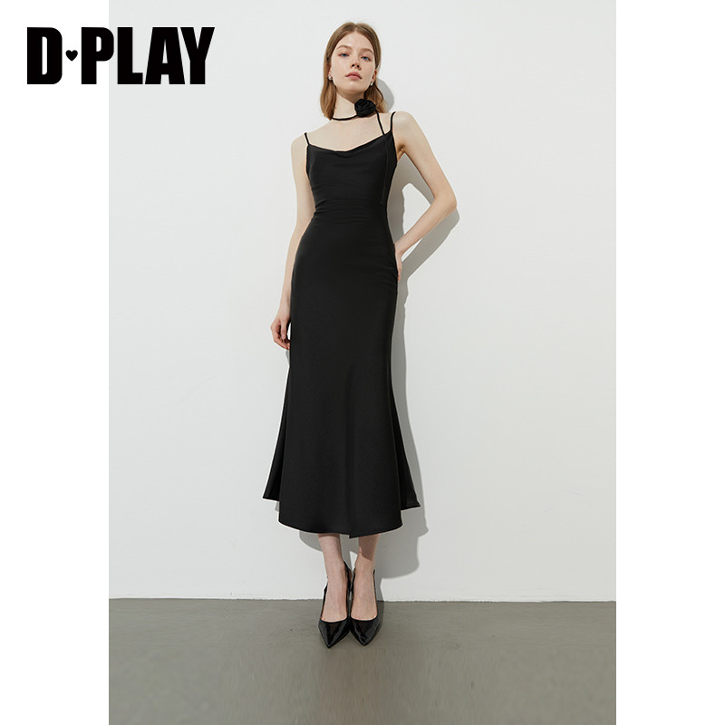 DPLAY2025年夏季新款黑色连衣裙女法式吊带缎面裙子鱼尾小黑裙,淘宝优惠券,粉丝福利购,淘宝优惠卷