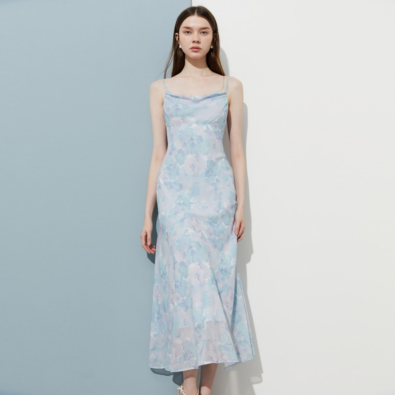 DPLAY【度假系列】2025年夏季新款蓝色吊带连衣裙女雪纺裙子长裙,淘宝优惠券,粉丝福利购,淘宝优惠卷