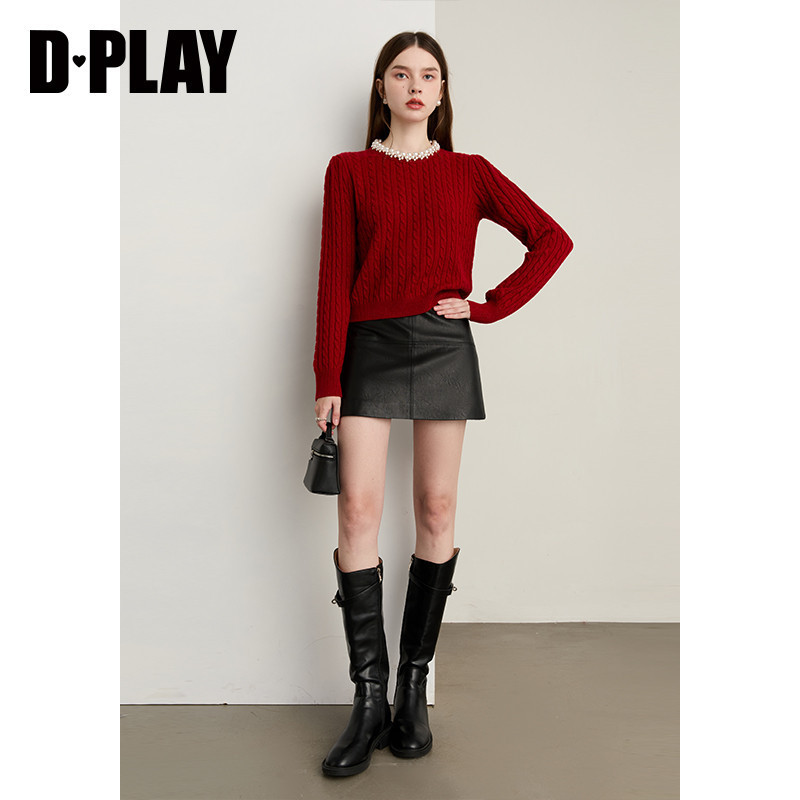 DPLAY2025年冬季新款红色毛衣女珍珠链领口麻花100绵羊毛时尚上衣,淘宝优惠券,粉丝福利购,淘宝优惠卷