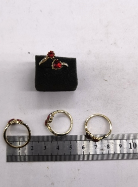 青岛外贸饰品M一6玻璃亮钻彩钻树脂（每个）夸张质感个性戒指指环