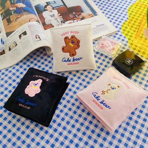 milkjoy蛋糕小熊卫生棉包方巾包随身收纳小包可爱少女心刺绣包包 - 图1