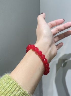 2026年蛇喜庆红色玻璃圆珠手串超级好看显白东方美学百搭手饰新潮