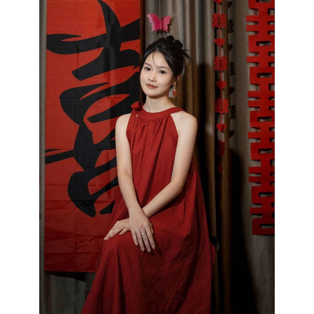 红色敬酒服新中式新娘晨袍女高级感订婚礼服挂脖宽松孕妇连衣裙,淘宝优惠券,粉丝福利购,淘宝优惠卷