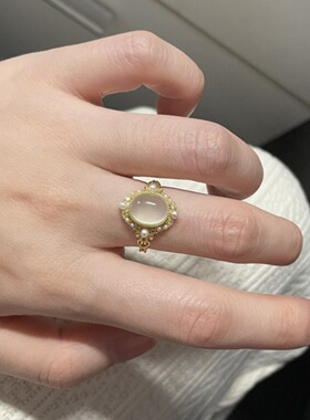 小红书同款复古风嫩绿色戒指简约气质轻奢个性小众设计感指环