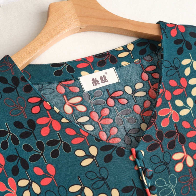 【清仓】真丝针织印花短袖连衣裙夏季复古气质显瘦桑蚕丝V领中,淘宝优惠券,粉丝福利购,淘宝优惠卷