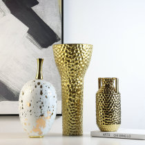 Modern minimalist light and luxurious New Chinese gold art vases Vase Pendulum-like Innovative Honeycomb-shaped Neck Dried Flower