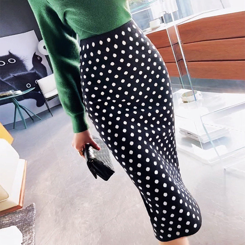 粉红大布娃娃针织波点中长款包臀裙 粉红大布娃娃半身裙