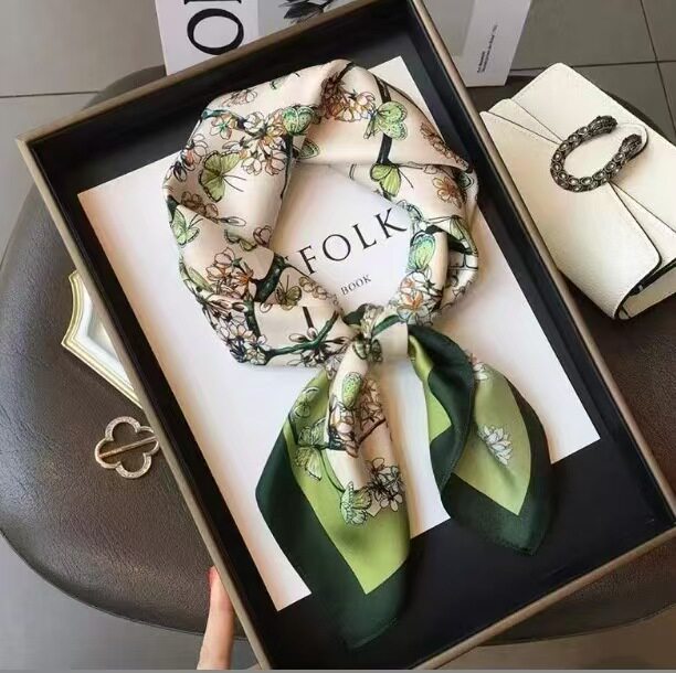 复古文艺风腰果花方巾女夏季薄款仿真丝小丝巾百搭领巾韩版头巾