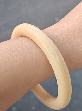 清仓精品象牙果手镯圆条素圈镯子手镯女款满纹小众加宽礼物轻奢风