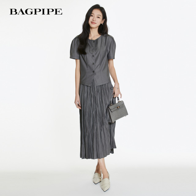 Bagpipe 2025 Autumn New Round Neck French Temperament Shirt Women's Fashionable and Versatile Slim Short-Sleeved Tops for Women Commuting