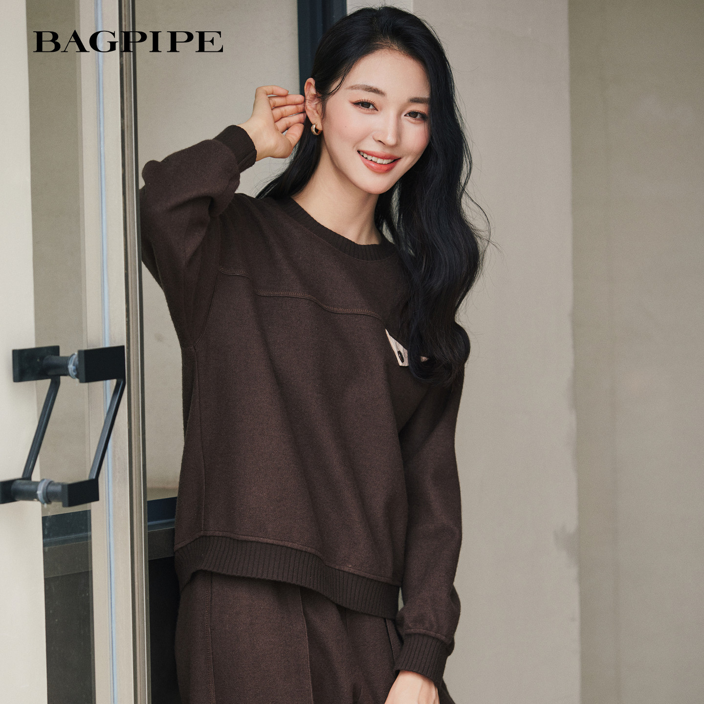 风笛2025冬季新款美拉德圆领套头长袖卫衣女休闲百搭短款长袖上衣,淘宝优惠券,粉丝福利购,淘宝优惠卷