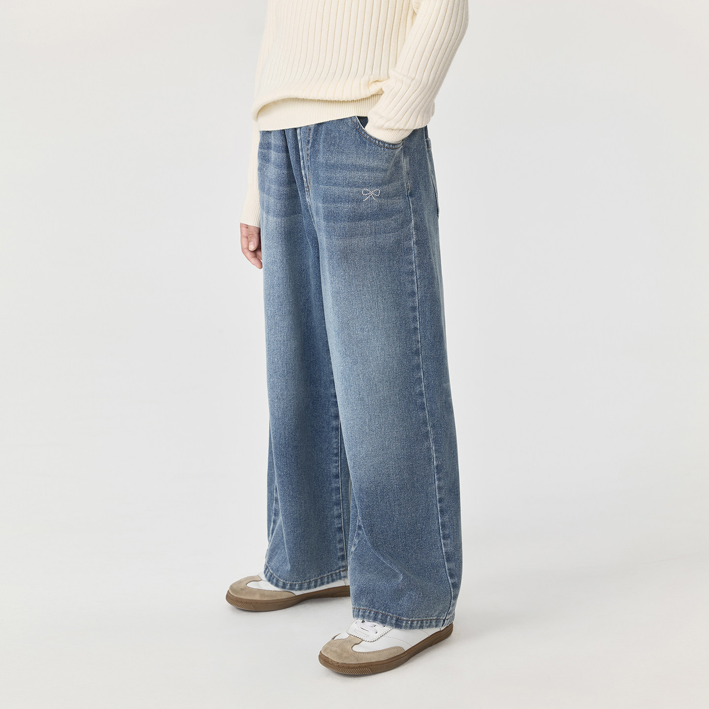 马克珍妮女童烫钻蝴蝶结阔腿牛仔裤儿童裤子2025年秋装新款551381,淘宝优惠券,粉丝福利购,淘宝优惠卷