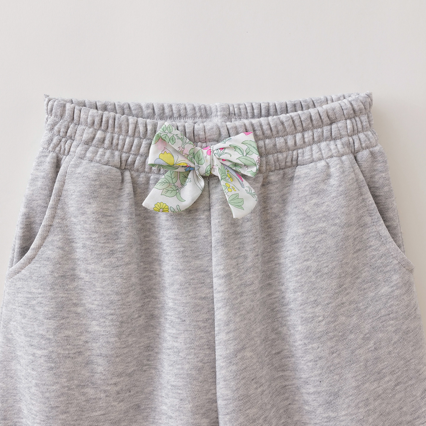 马克珍妮碎花蝴蝶结女童宽松灯笼裤宝宝裤子2026年春装新款560078,淘宝优惠券,粉丝福利购,淘宝优惠卷