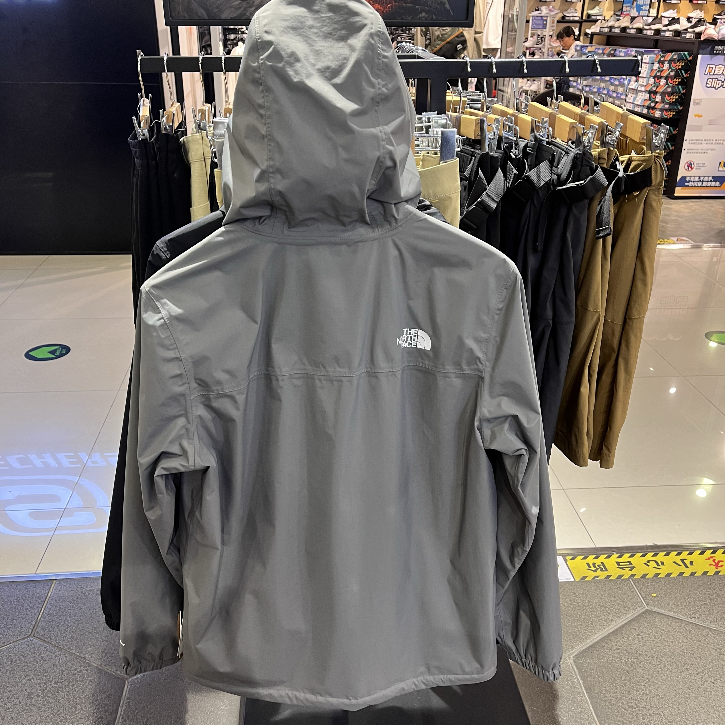 TheNorthFace北面24春夏新款冲锋衣男款户外防水透气休闲外套7QOH - 图2