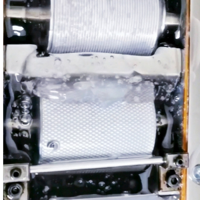 Special glue particles for glue binding machine combine well with transparent hot melt glue