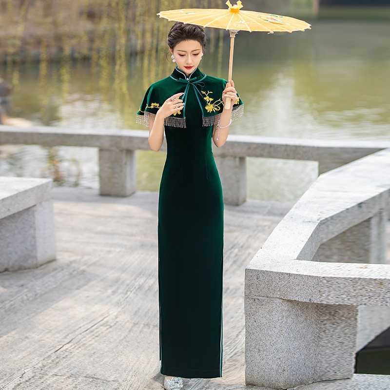 丝绒披肩2024新款金丝绒旗袍连衣裙年轻复古改良修身披肩旗袍民国 - 图2