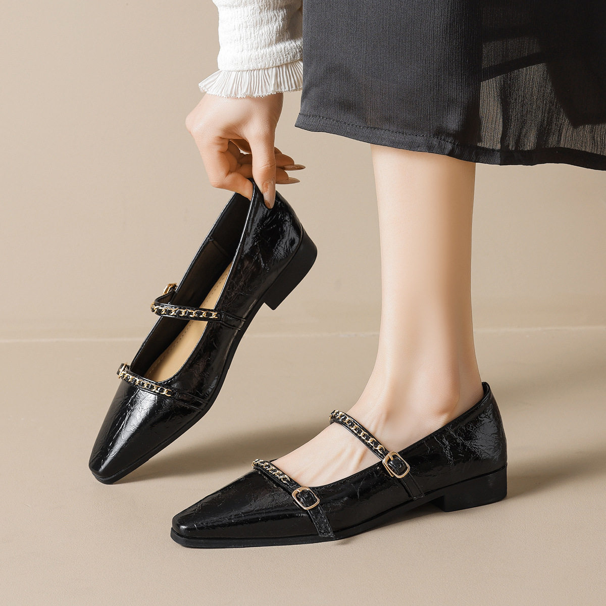 小香风一字带链条平底单鞋女复古尖头玛丽珍女鞋,淘宝优惠券,粉丝福利购,淘宝优惠卷