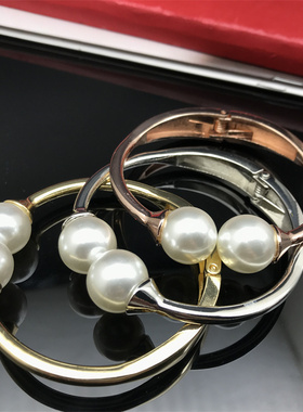 金属电镀韩版双珠演出形象设计