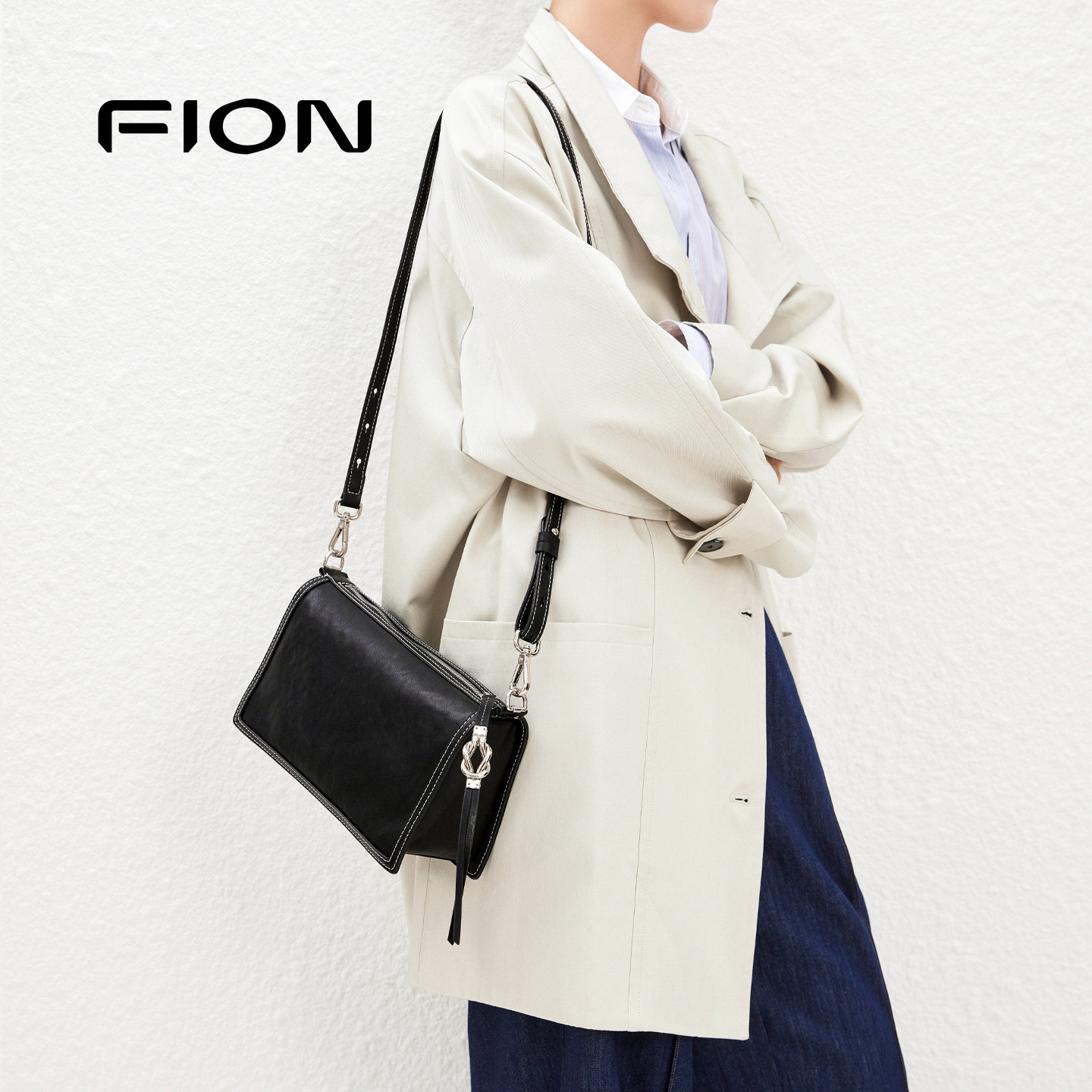 Fion/菲安妮莫相离枕头包25新品真皮单肩斜挎软包包女植鞣腋下包