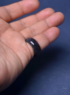 内径17和田玉青花籽料戒指环14码