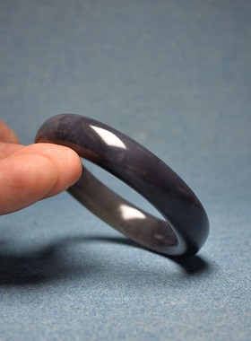 内径52和田玉烟紫经典款平安玉镯