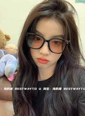 海的潮落日余晖显脸小墨镜日落镜