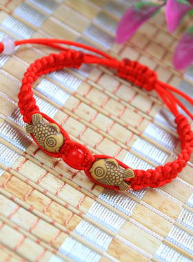 手工编织双鱼红绳手链