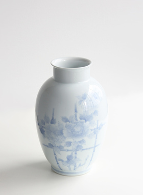 日本有田锅岛烧作家手工淡青花瓷花瓶日式插花器家居空间装饰摆件