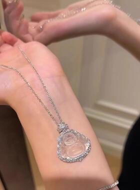 仿玉髓笑面佛公项链女款轻奢小众感大肚佛吊坠毛衣锁骨链礼物