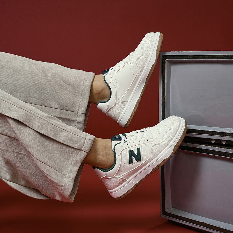 新百伦2026秋冬时尚百搭运动休闲小白鞋舒适情侣平底轻便耐磨板鞋,淘宝优惠券,粉丝福利购,淘宝优惠卷