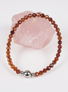 精致小众高级感天然橙石榴石手链单圈细珠切面气质显白手串