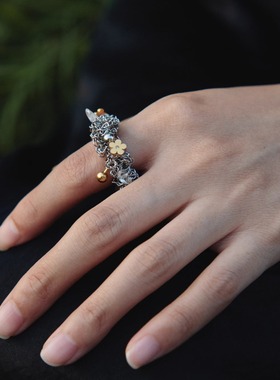 Okkkkbang小众编织金色花戒指