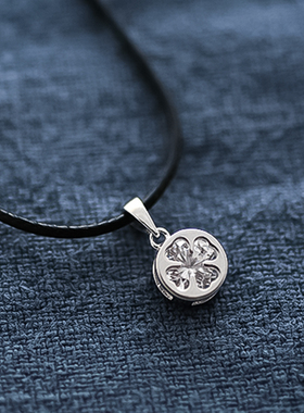 四叶草吊坠925纯银女小巧ins镶钻