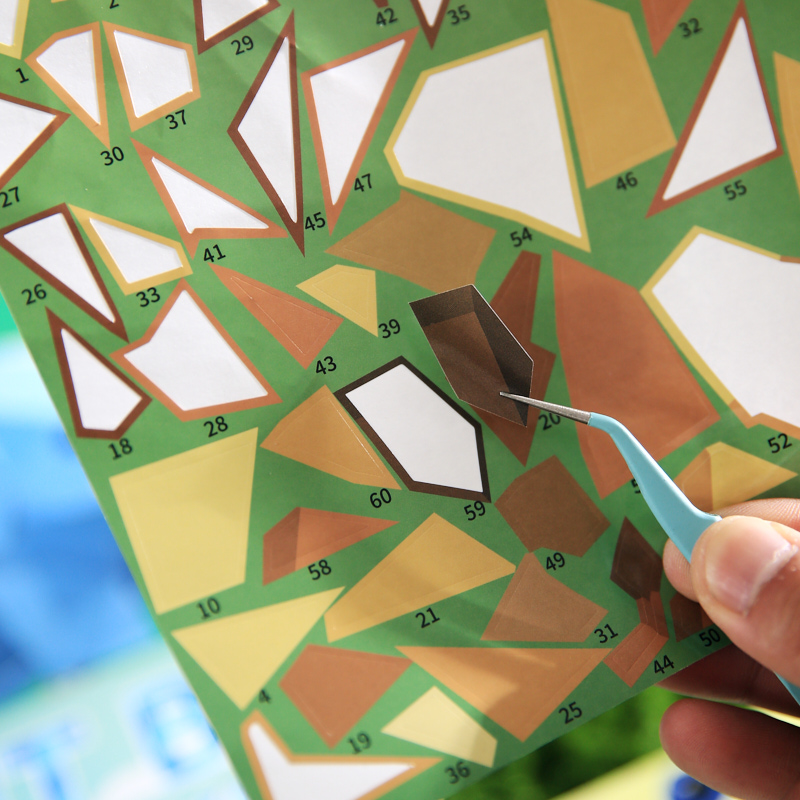 益趣动物园拼图贴纸书儿童益智手工diy拼贴小鸟动物图案亲子贴画 - 图0