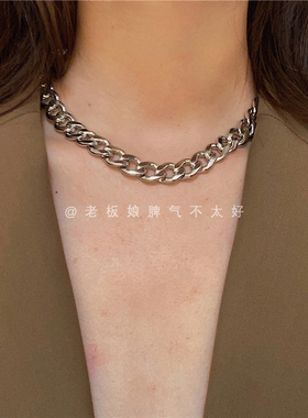 欧美街拍粗链条ins博主同款