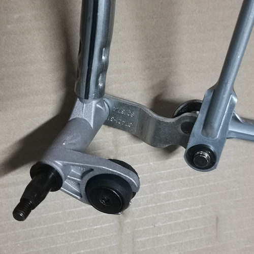 适用新桑塔纳昕锐昕动雨刮连动杆雨刮器总成联动机构刮水器联动杆 - 图0