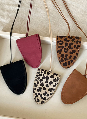 豹纹绒布挂脖磁吸墨镜夹长款项链女旅行便携收纳挂绳毛衣链配饰