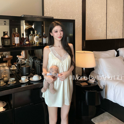 LAria白月光 性感睡衣女冰丝2026新款夏季纯欲风睡裙高级感带胸垫 - 图1
