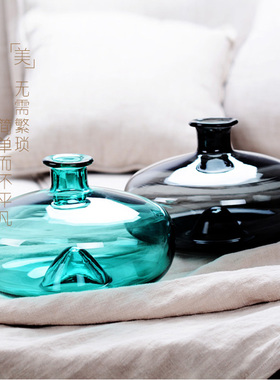 美式乡村简约现代风客厅玻璃花瓶