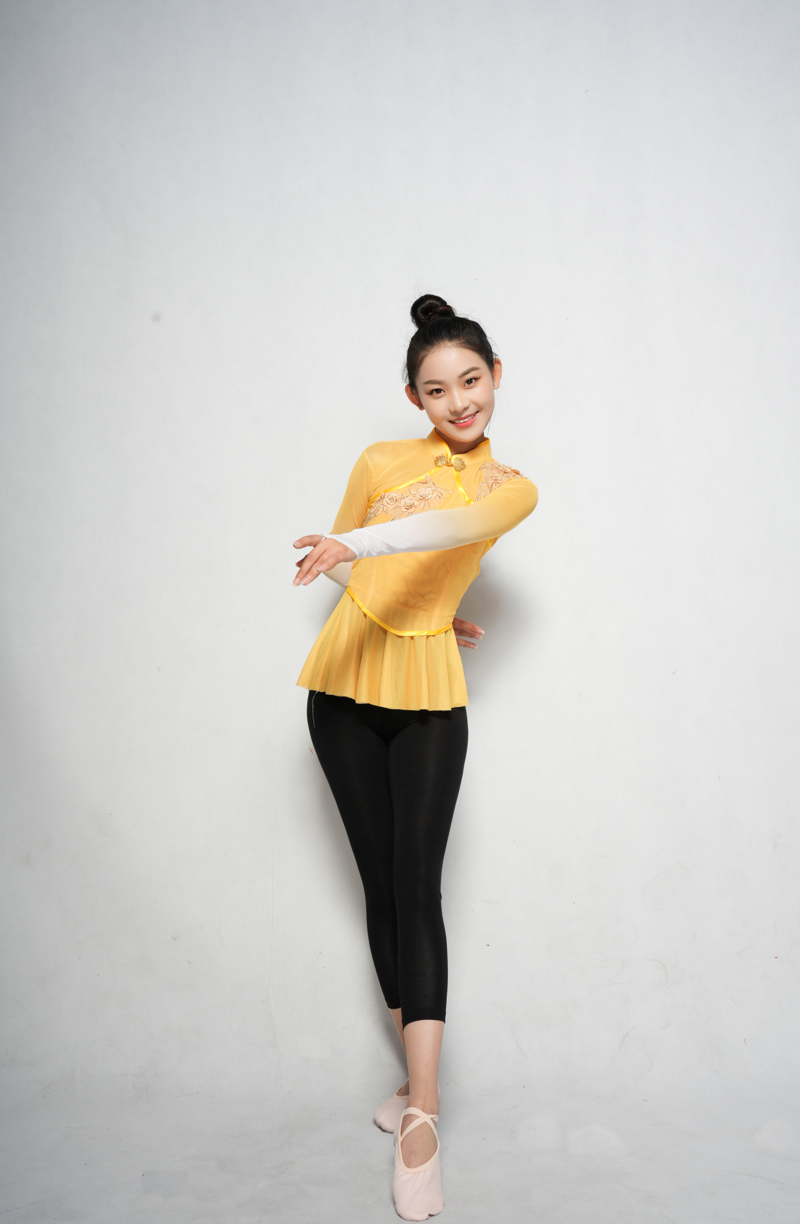 胶州舞蹈演出服东北秧歌女学生考级练习服装成人艺考练功0005jp