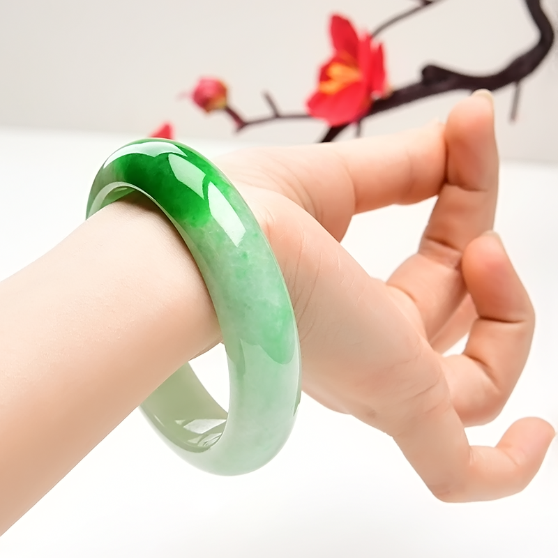 豪8印象m2932玉镯子女款翡翠手镯 豪8印象手饰